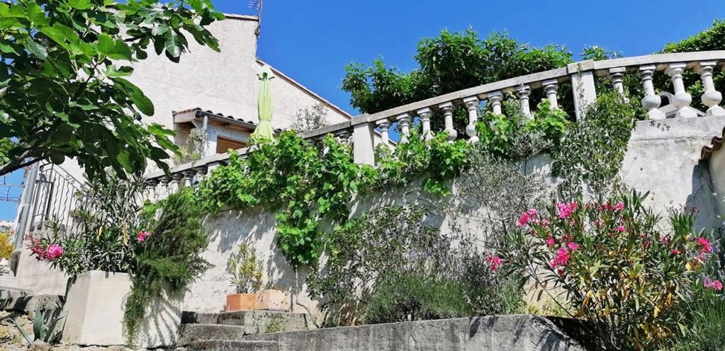 La Cayrade Ferienhaus Uzer (Ardeche)